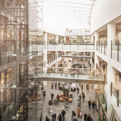 TRUNG TÂM THƯƠNG MẠI